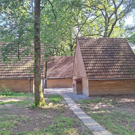 Gite Tipi Hotell Faux-la-Montagne Exteriör bild