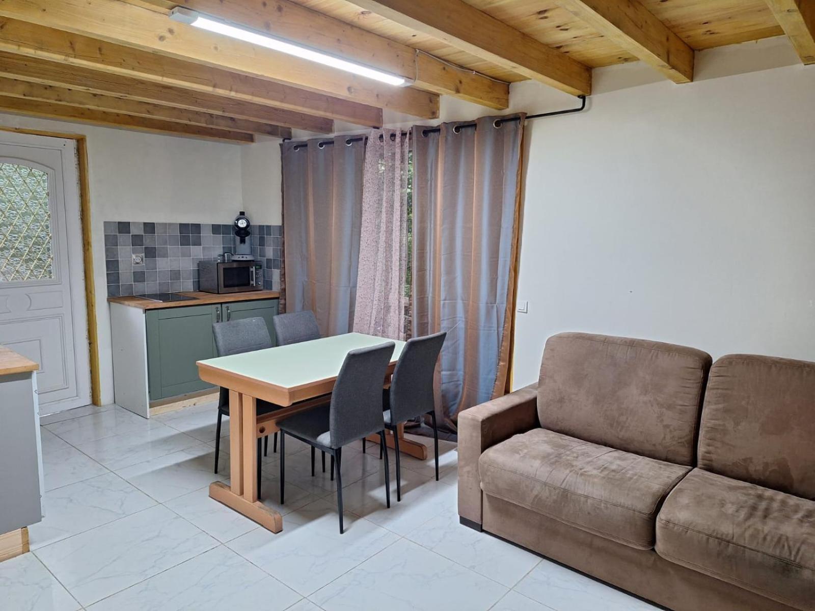 Gite Tipi Hotell Faux-la-Montagne Exteriör bild